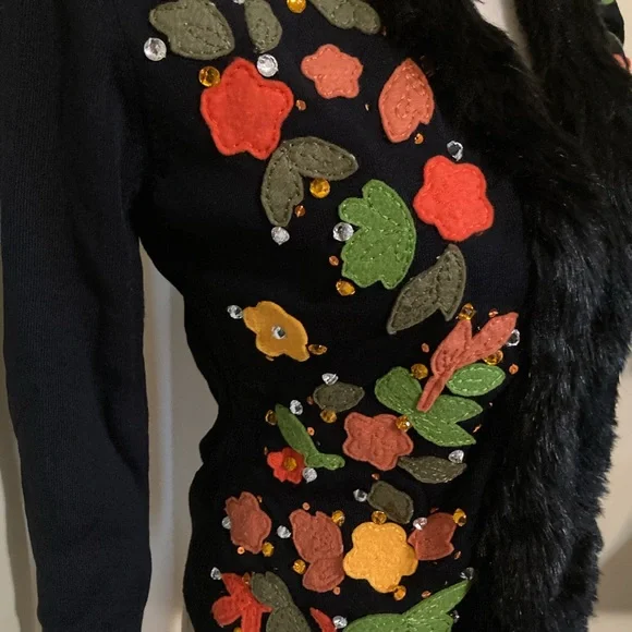 12-27 Victoria harbour black cardigan sweater FALL Small black leaves rhinestone - Picture 4 of 4